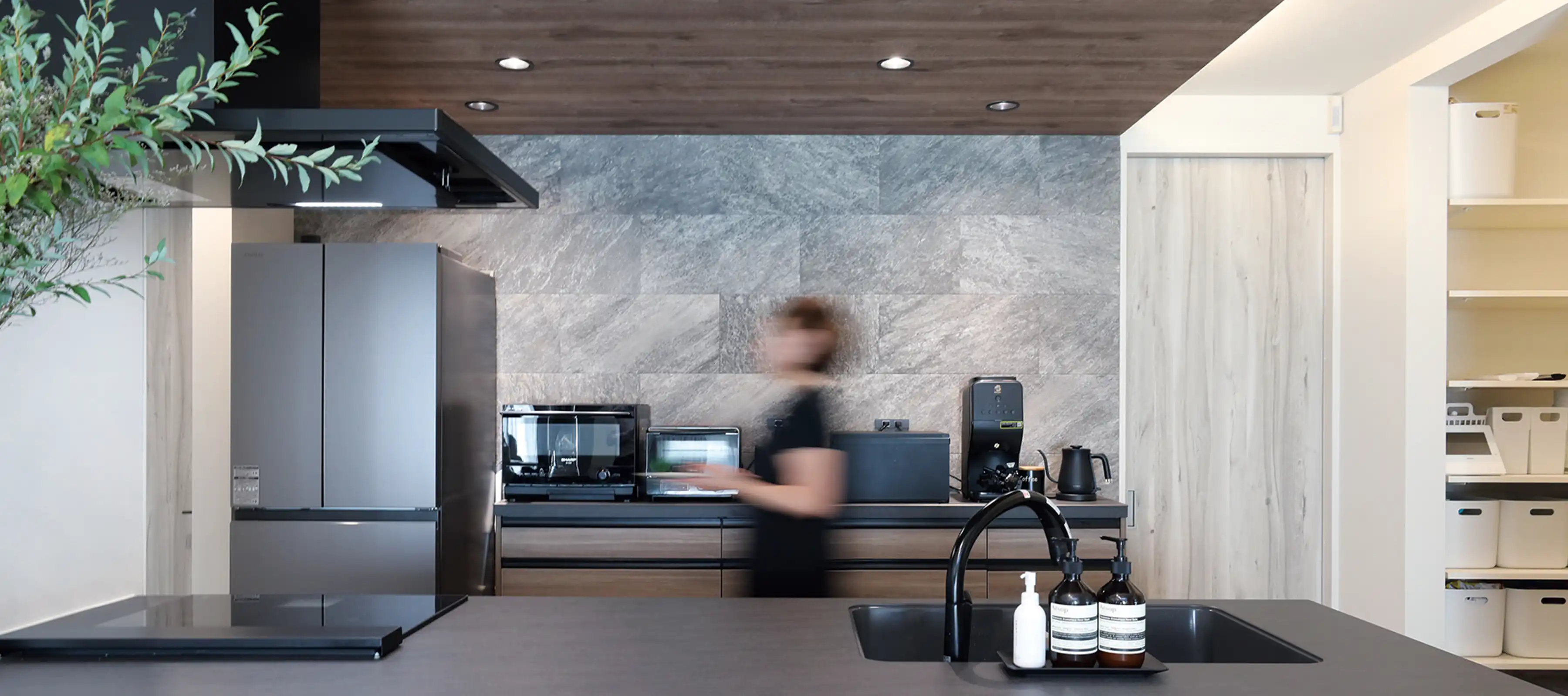 クレスト・ホーム